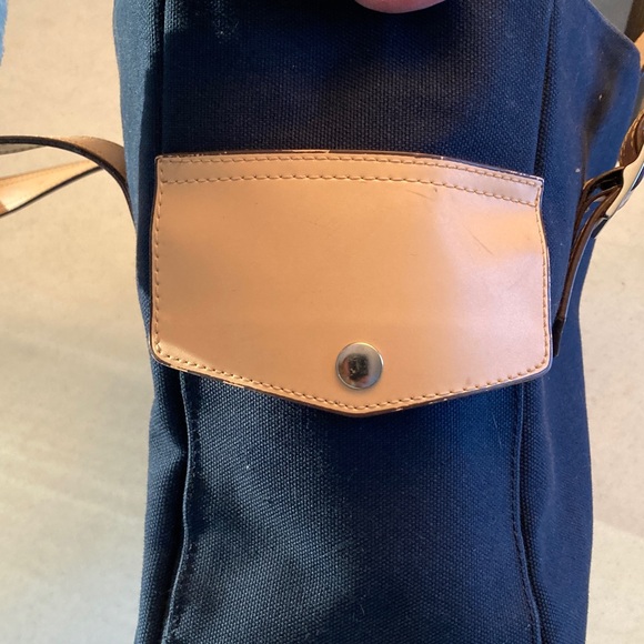 Amanda Smith Navy and Tan Tote Bag - Picture 5 of 9